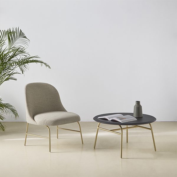 Aleta Lounge Chair Viccarbe