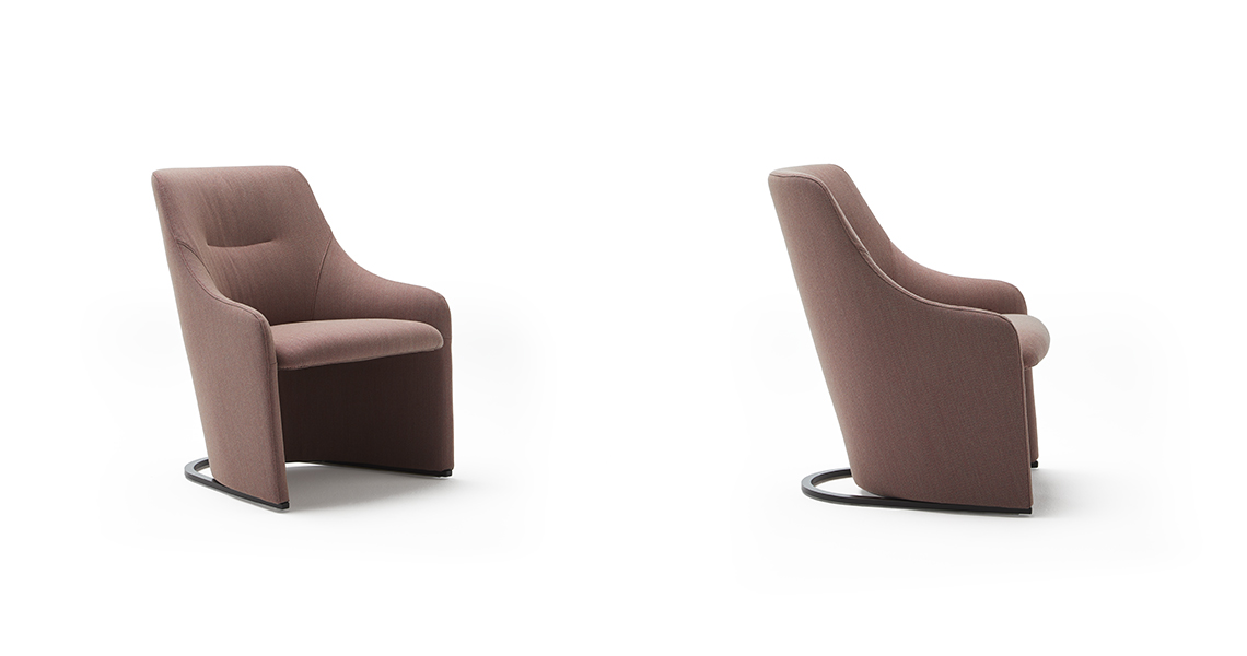Nagi Low Fixed Armchair w. Smooth Upholstery