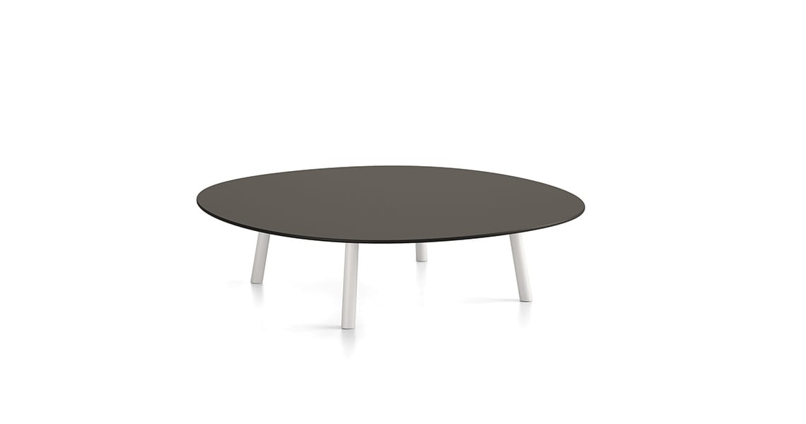 Maarten Outdoor low table