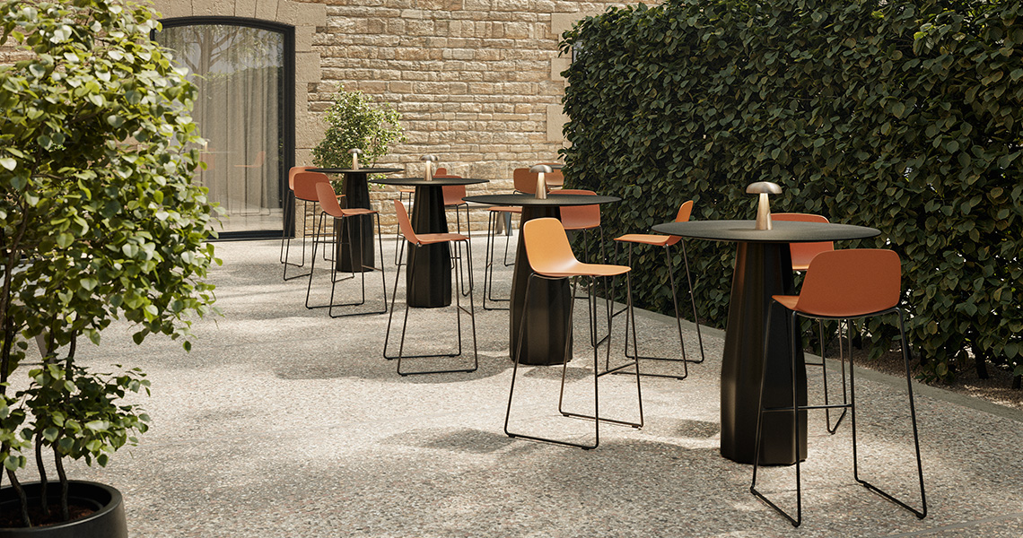 Burin Outdoor table