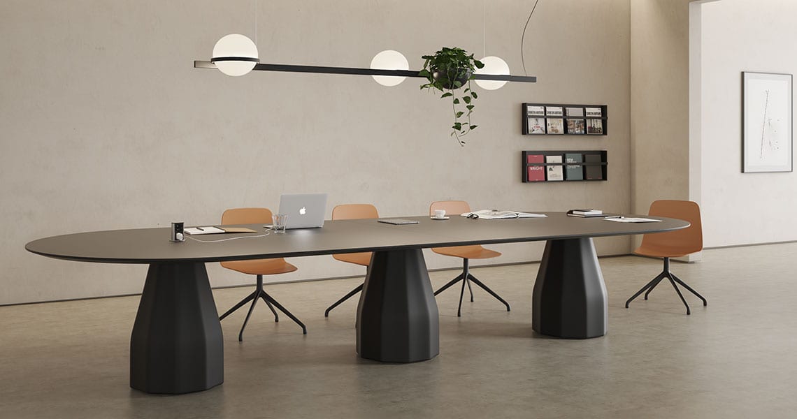 viccarbe_Which table is the most suitable for my collaborative office