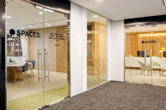 Spaces Coworking Triple One Somerset – Singapur