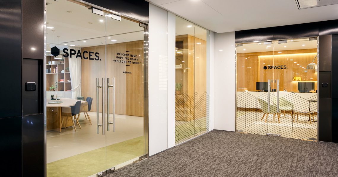 Spaces Coworking Triple One Somerset – Singapur