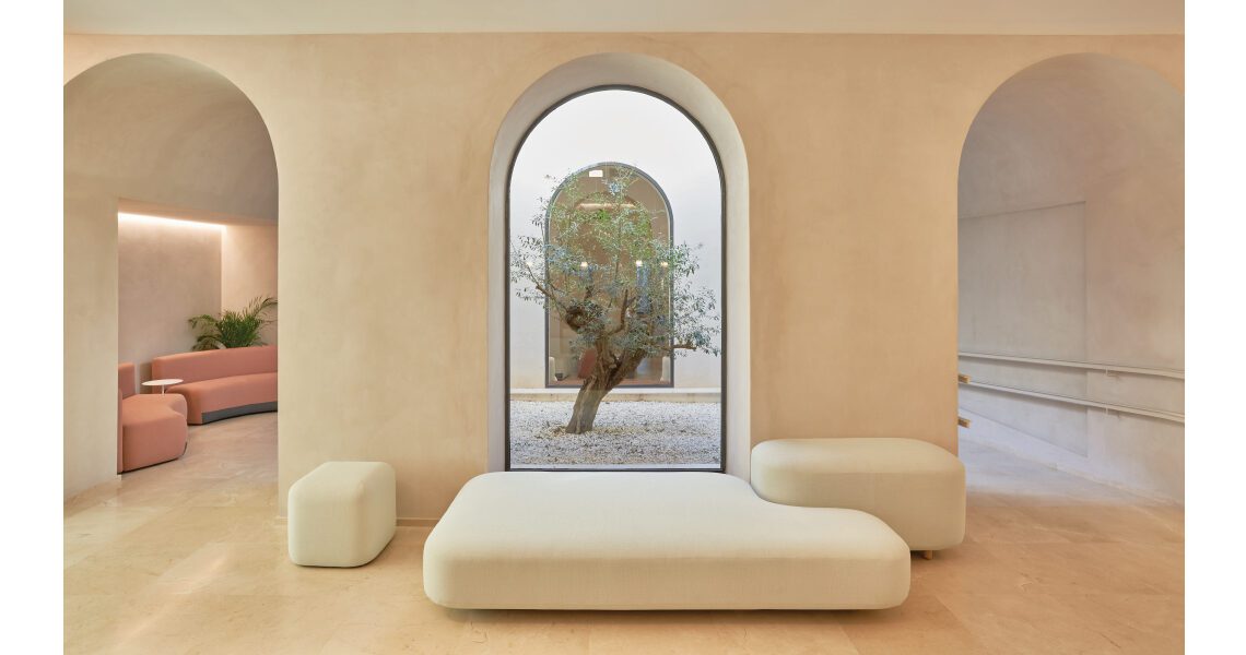 Clínica Alejandría | Designer furniture for receptions | Viccarbe ...