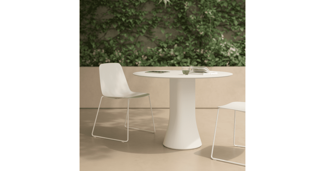Cambio Outdoor table