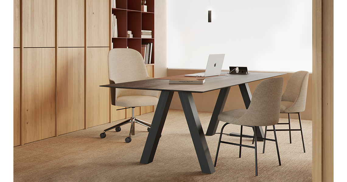 Aleta Executive
