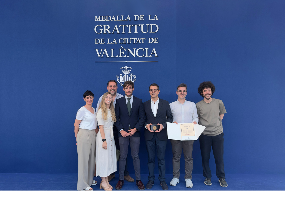 Viccarbe recibe la Medalla de la Gratitud del Ayuntamiento de València