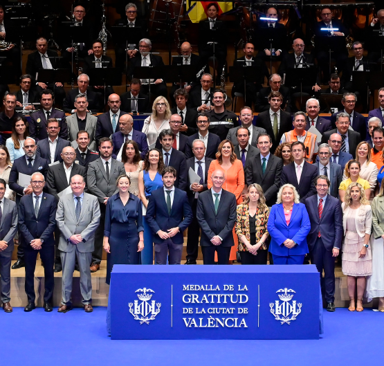 Viccarbe receives the Medal of Gratitude from the City Council of Valencia