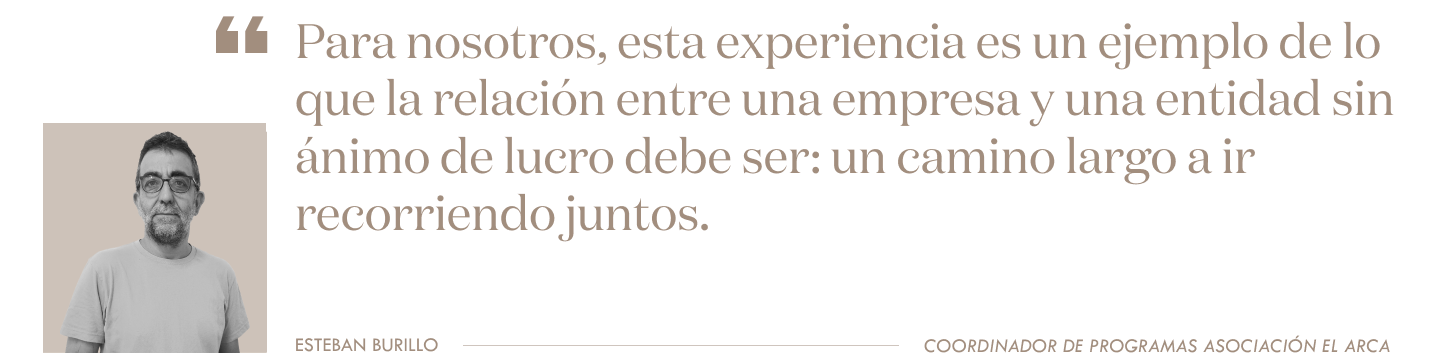 Nuestro compromiso social toma forma de silla