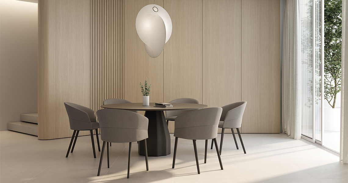 Copa chair, four wooden legs