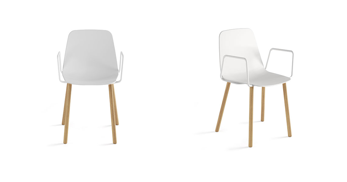 Maarten plastic chair, four wooden legs