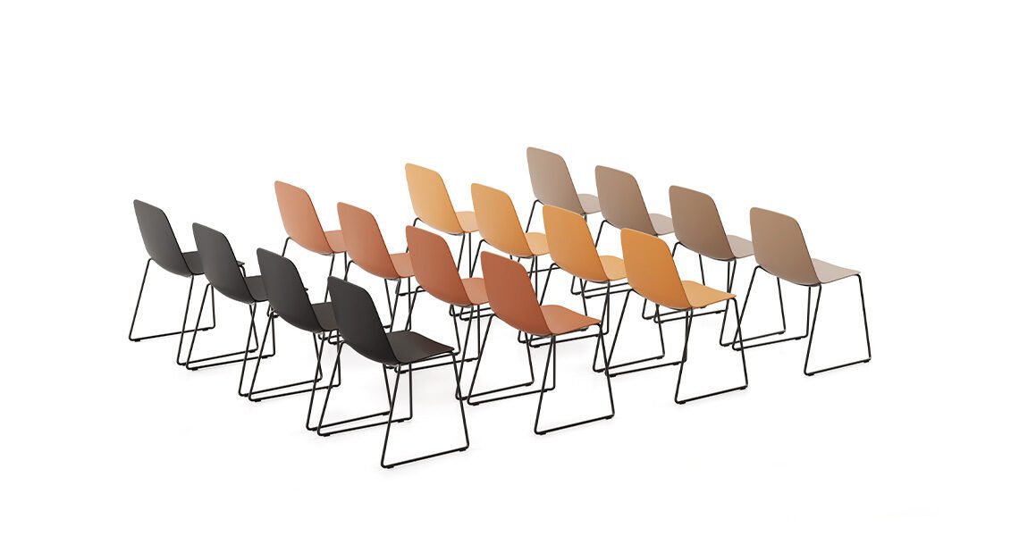 Maarten plastic chair, slide
