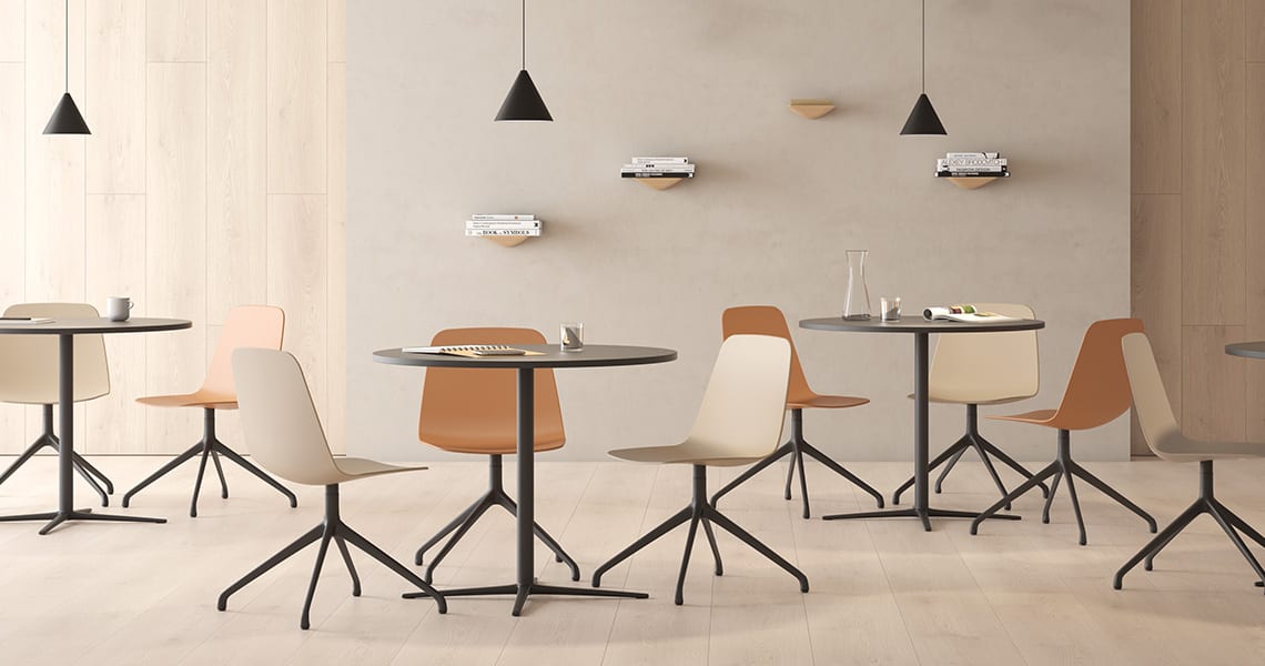 Maarten plastic chair, pyramid & swivel