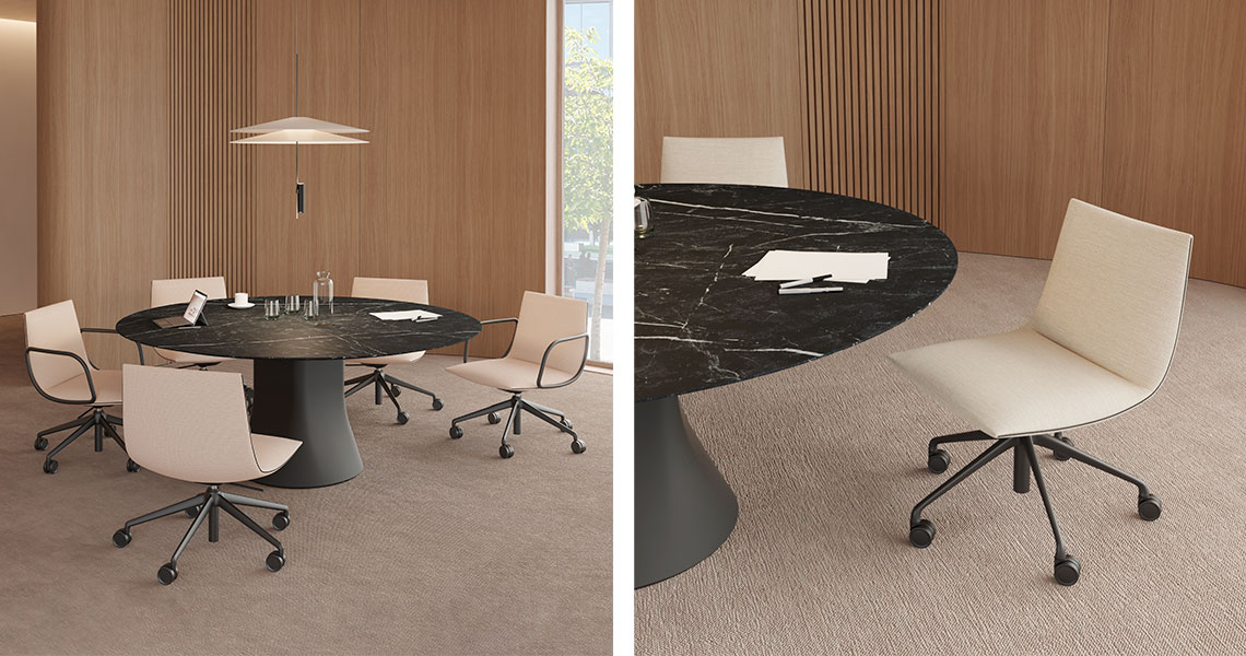 Noha chair, five casters