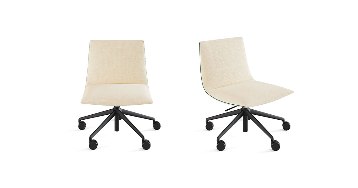 Noha chair, five casters