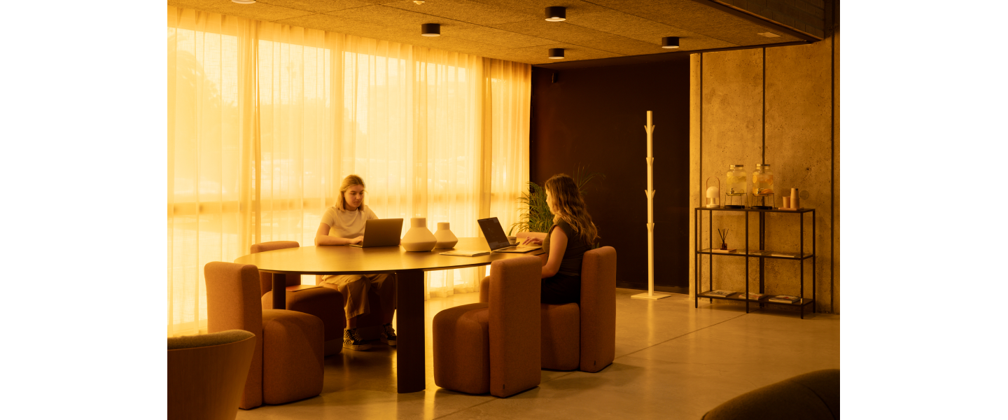 THE LOBBY: WORK & COFFEE — THE TERMINAL HUB